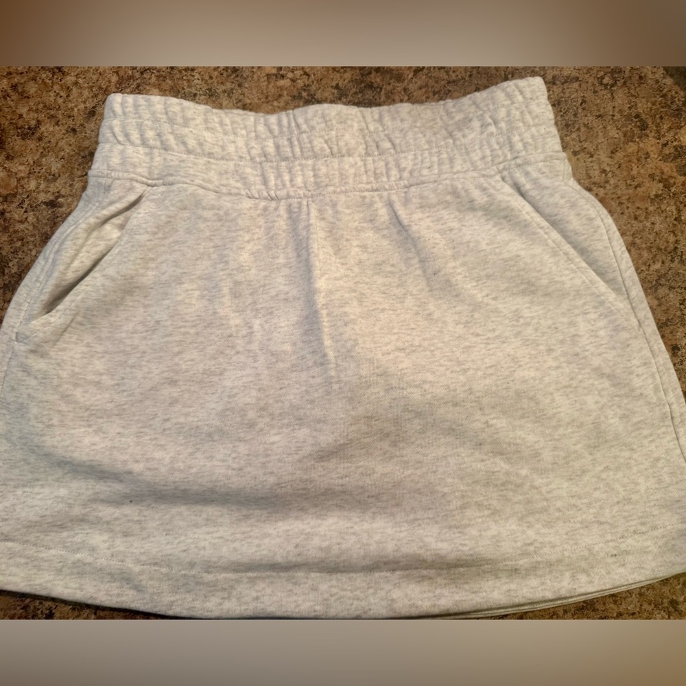 Yogalicious Light Gray Mini Skirt with Pockets